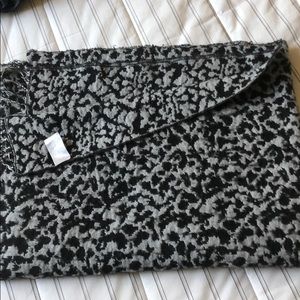 Scarf animal print with fringe NEW
